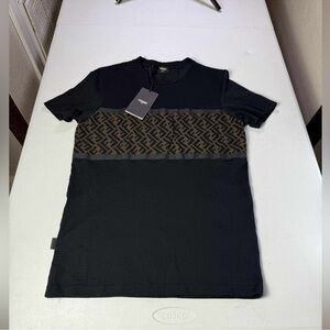 $550 Fendi FF Zucca Monogram Print T-Shirt Sz S used